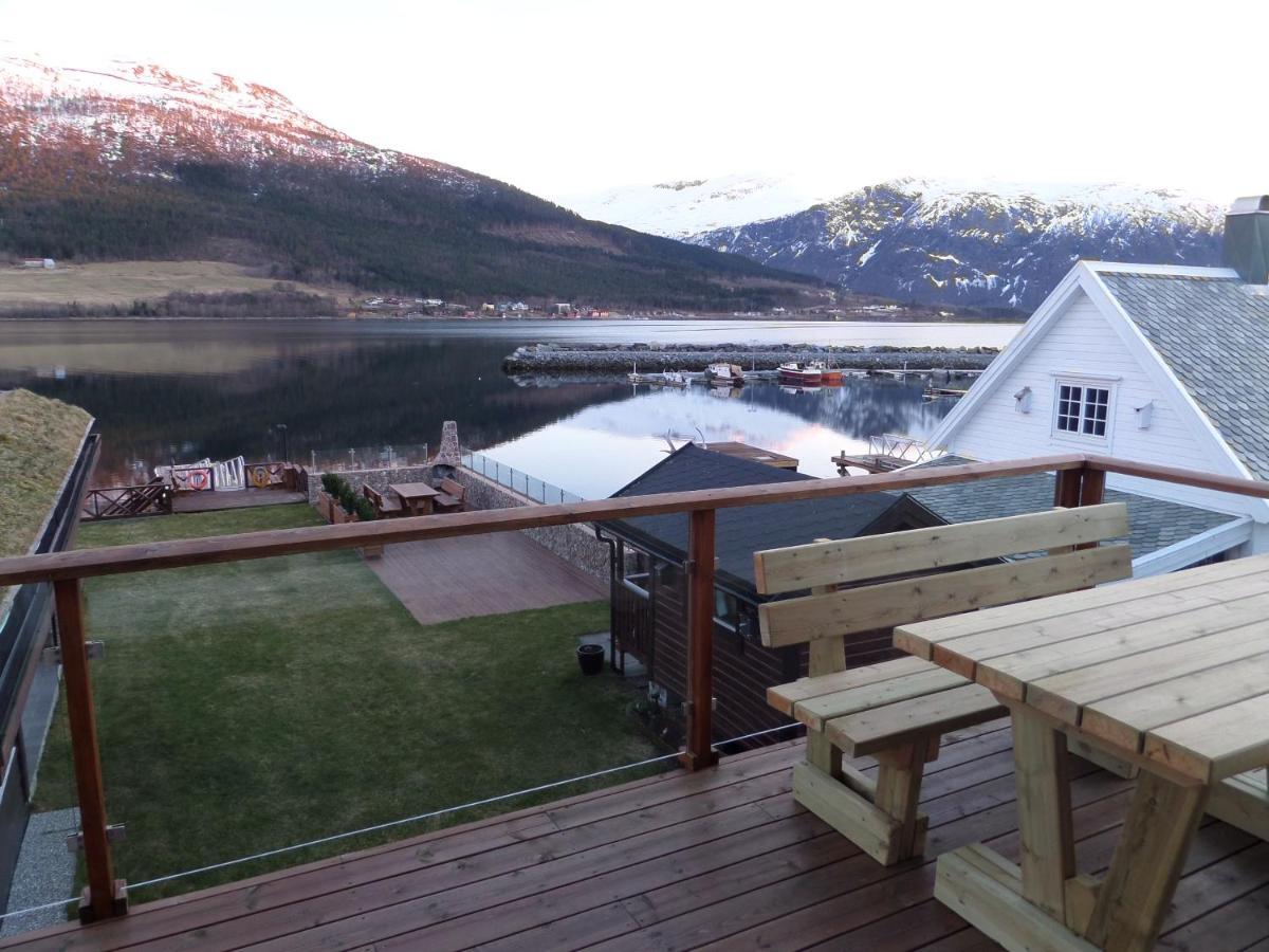 Solstrand Fjord Holiday Eidsvåg Buitenkant foto